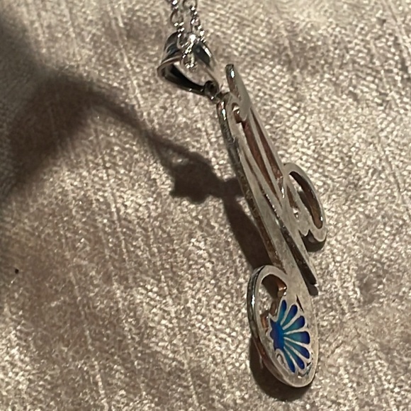 M Script Initial with Sea Shell Necklace Silver 925 - Picture 8 of 12